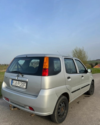 Subaru Justy cena 12900 przebieg: 156000, rok produkcji 2004 z Jarosław małe 301